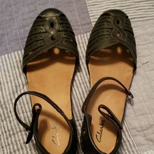 Clarks closed toe sandals